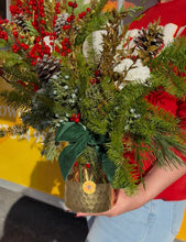 Arreglo Mixto en Gold Cylinder