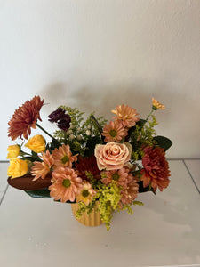 Arreglo Mixto en Autumn Vase